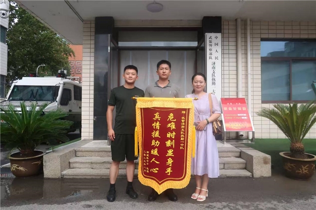 烈日下的守护:解暑药里的滚烫初心